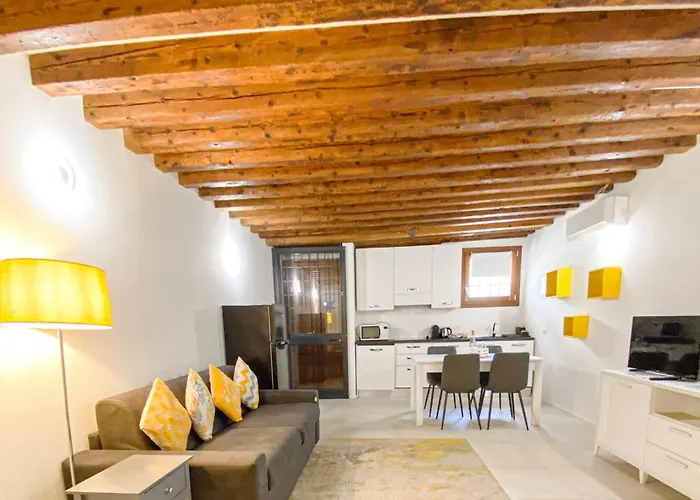 Isa Lovely Home In Venice